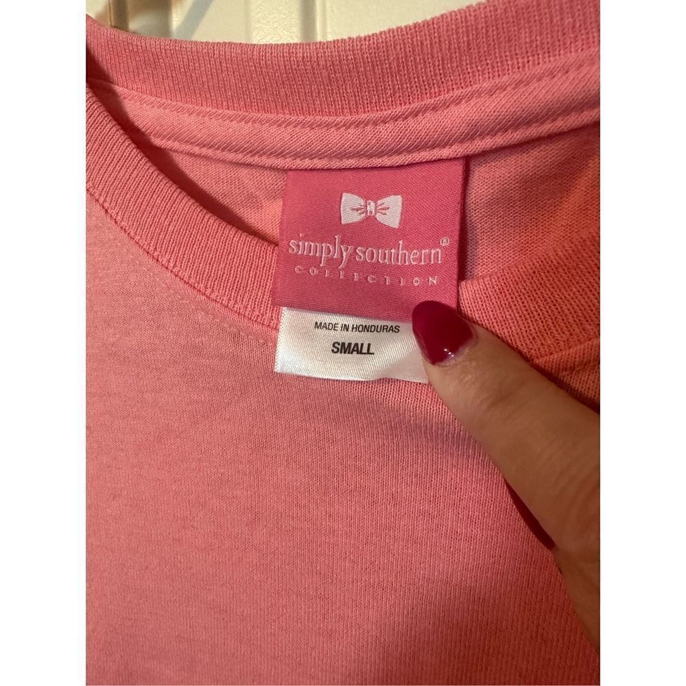 Simply Southern Classy Camper Pink Shirt - Size Small - Picture 4 of 8